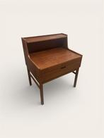 Unieke vintage bijzettafel Sängbord, Ophalen, Zo goed als nieuw, 75 cm of meer, 60 cm of meer