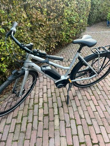 batavus E bike rijd goede Bosch accu ook goed beschikbaar voor biedingen