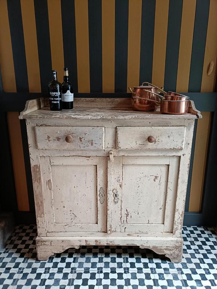 Antiek brocante dressoir, Huis en Inrichting, Kasten | Dressoirs, Zo goed als nieuw, 100 tot 150 cm, 25 tot 50 cm, Ophalen
