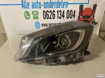 A KLASSR W176 ILS XENON LED KOPLAMP LINKS A1768200561KZ beschikbaar voor biedingen