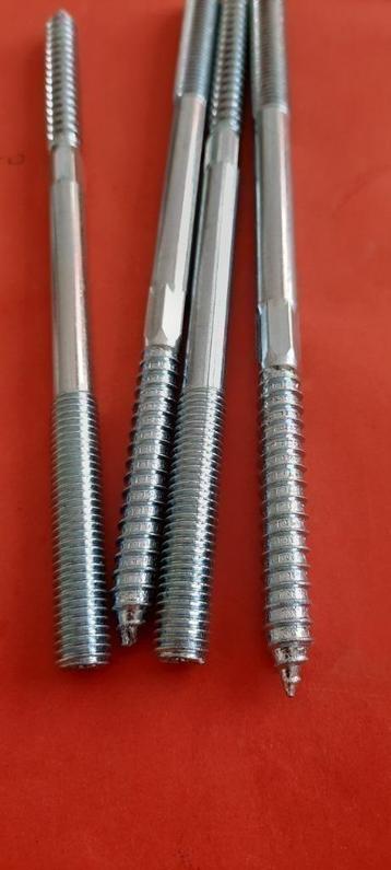 4 st Afstandschroeven 10x180 mm lang beschikbaar voor biedingen