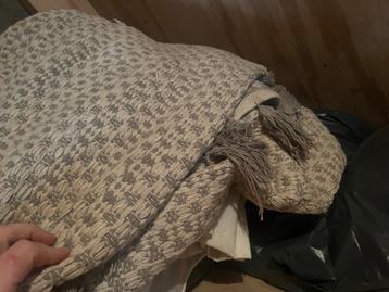 Vloerkleed (zo goed als gratis) beschikbaar voor biedingen
