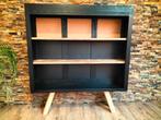 Gave opgeknapte boekenkast, servieskast, eyecatcher!, Ophalen, Zo goed als nieuw, 25 tot 50 cm