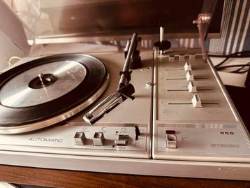 Philips 660 stereo platenspeler – jaren ’70 – zonder naald beschikbaar voor biedingen