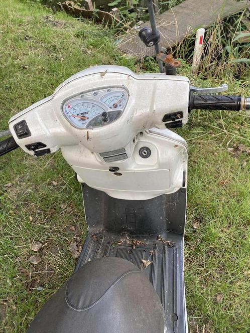Scooter opknapper – start niet, Fietsen en Brommers, Snorfietsen en Snorscooters, Gebruikt, Kymco, Benzine, Ophalen