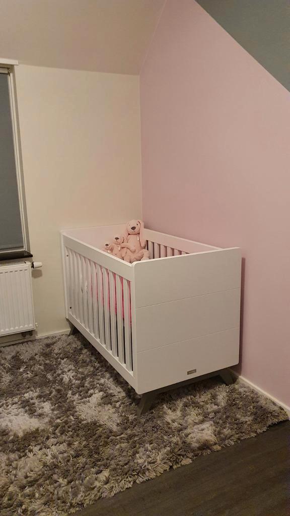 Complete Babykamer - Ledikant, Commode & Kast BOPITA, Kinderen en Baby's, Kinderkamer | Complete kinderkamers, Zo goed als nieuw