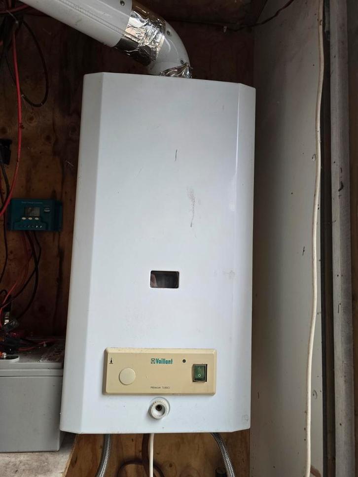 Vaillant MAG Premium Turbo 19/2 Propaan geiser, Doe-het-zelf en Verbouw, Geisers en Boilers, Ophalen of Verzenden