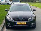 Skoda Octavia Combi 1.5 TSI Automaat BTW Navi Camera Park As, Auto's, Gebruikt, Euro 6, 150 pk, Zwart