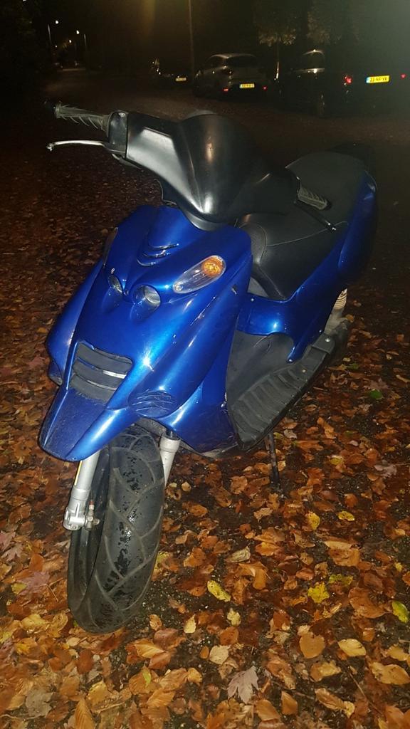 Beta Ark AC 50cc snel met Yasuni uitlaat., Fietsen en Brommers, Scooters | Overige merken, Zo goed als nieuw, Tweetakt, Ophalen of Verzenden
