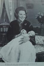 Ons Oranje-Kind, 1e druk uit 1967, Verzamelen, Ophalen, Zo goed als nieuw, Tijdschrift of Boek