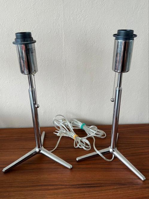 Set van 2 vintage retro space age tafellampen chroom design, Huis en Inrichting, Lampen | Tafellampen, Zo goed als nieuw, Minder dan 50 cm