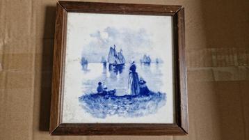 antiek tegeltje in oud houten lijst beschikbaar voor biedingen