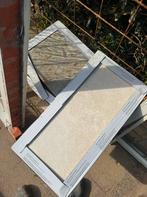13 Badkamertegels 30x60 Beige, Ophalen, Overige materialen, 50 tot 150 cm, Nieuw