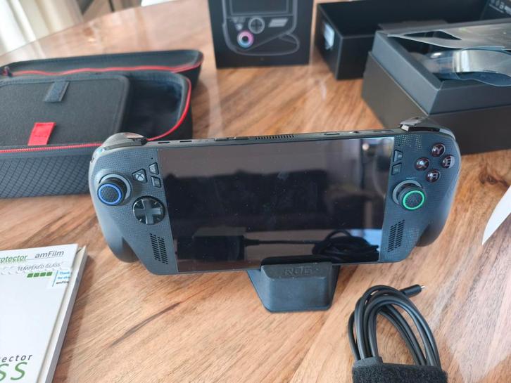 ROG Xbox Ally X met 4 nieuwe accessoires, Spelcomputers en Games, Games | Pc, Nieuw, Overige genres, 1 speler, Vanaf 3 jaar, Ophalen