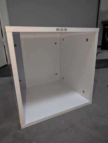 Witte Zomo Vinyl Opbergkast beschikbaar voor biedingen