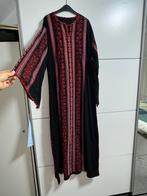 Geborduurde jurk - Zwart/Rood, Maat 38/40 (M), Zwart, Ophalen of Verzenden, Zo goed als nieuw