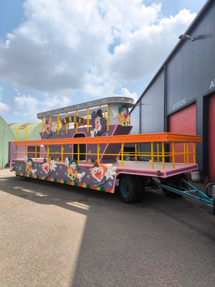 Carnavalswagen te huur - Clown thema, Hobby en Vrije tijd, Feestartikelen | Verhuur, Gebruikt, Ophalen