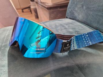 Siroko goggles / sneeuwbril / Skibril junior  beschikbaar voor biedingen
