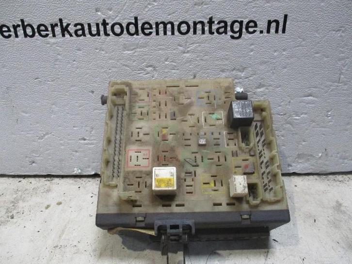 Zekeringkast Ford Escort 5 (AAL/ABL) 1991 91ag14ao73ae, Auto-onderdelen, Elektronica en Kabels, Ford, Gebruikt
