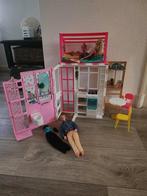 Barbie inklapbaar huisje incl barbie en ken, Kinderen en Baby's, Speelgoed | Poppenhuizen, Zo goed als nieuw, Ophalen