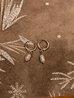 Goudkleurige creooltjes met parels, Overige materialen, Hangers, Ophalen of Verzenden, Zo goed als nieuw