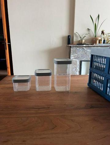 HEMA Voorraad Bussen/Bakken beschikbaar voor biedingen