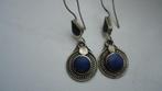vintage oorbellen met blauwe lapis  stenen, Overige materialen, Hangers, Blauw, Ophalen of Verzenden