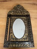 Spiegelkastje met kleerborstels Latoen koperen bruidskastje, Ophalen of Verzenden, Rechthoekig, Minder dan 50 cm, Minder dan 100 cm