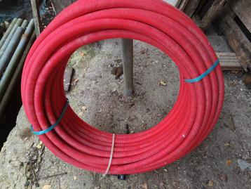 2*.   16mm uponor met mantelbuis rood en blauw beschikbaar voor biedingen