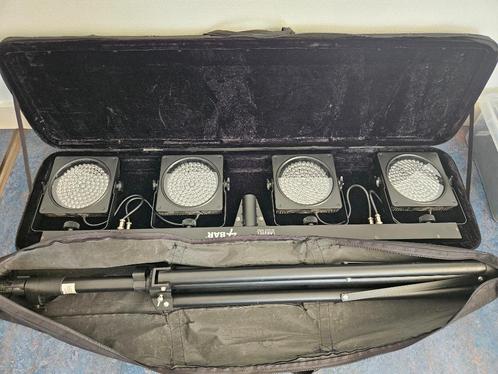 chauvet 4 bar led lichtset Compleet in koffer/ draagtas, Muziek en Instrumenten, Licht en Laser, Zo goed als nieuw, Licht, Geluidgestuurd