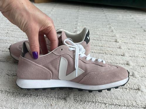 Veja sneaker oudroze maat 39, Kleding | Dames, Schoenen, Zo goed als nieuw, Sneakers of Gympen, Roze, Ophalen of Verzenden