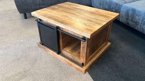 Salontafel massief Mango zwarte schuifdeur NIEUW, Huis en Inrichting, Tafels | Salontafels, Nieuw, Minder dan 50 cm, 50 tot 100 cm