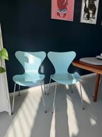 2 Fritz Hansen Vlinderstoelen - Kleurcode 720, Huis en Inrichting, Stoelen, Gebruikt, Twee, Blauw, Ophalen of Verzenden