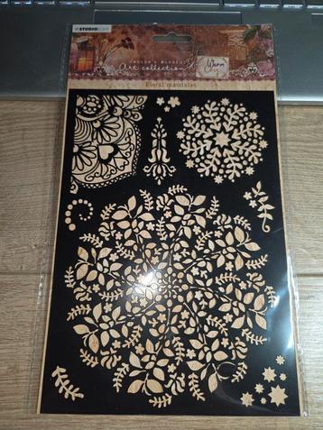 stencil studiolight JMA Floral Mandalas beschikbaar voor biedingen