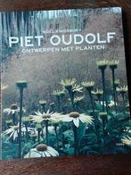 Piet Oudolf - Ontwerpen met planten, Boeken, Wonen en Tuinieren, Ophalen of Verzenden, Zo goed als nieuw, Tuinieren en Tuinplanten