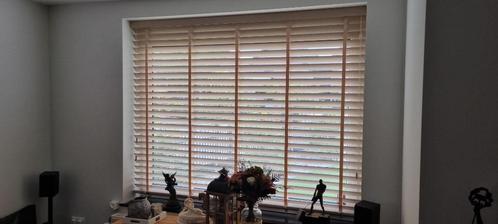 Houten jaloezie met ladderband 63mm kleur Beige, nieuwstaat, Huis en Inrichting, Stoffering | Gordijnen en Lamellen, Zo goed als nieuw