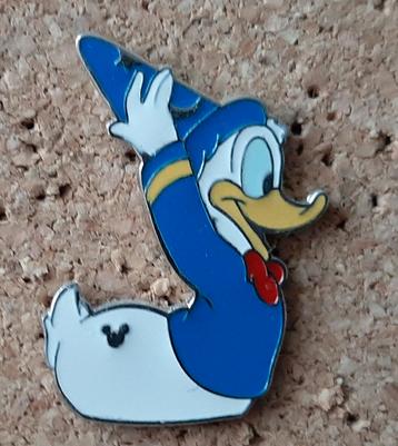 Disney pin  - Donald sorcerer 