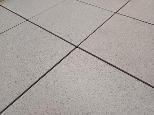 Opruiming vloertegels Kermos Graz R10 grijs 15x15cm, Doe-het-zelf en Verbouw, Tegels, Nieuw, Vloertegels, Keramiek, Minder dan 20 cm