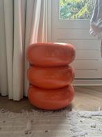 Kwantum Ribera bijzettafel - Oranje, Huis en Inrichting, Tafels | Bijzettafels, Ophalen, Minder dan 45 cm, Kunststof, Rond