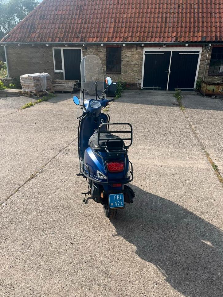 DJJD Scooter - Goede Staat, Fietsen en Brommers, Snorfietsen en Snorscooters, Gebruikt, Overige merken, Benzine, Ophalen