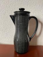 Te koop vintage koffiepot van Hertha Bengston, Antiek en Kunst, Antiek | Keramiek en Aardewerk, Ophalen of Verzenden
