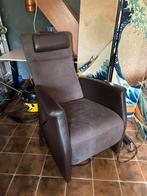 Prominent sta op stoel elektrisch, Huis en Inrichting, Fauteuils, Ophalen, Gebruikt, Minder dan 75 cm, Leer