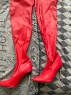 Sexy overknee boots rood maat 41/42 voorzien van goudenrits, Hoge laarzen, Ophalen of Verzenden, Zo goed als nieuw, Rood