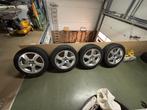 Volvo 17 inch velgen met Vredestein winterbanden 215/50R17, 215 mm, Banden en Velgen, 17 inch, Personenwagen