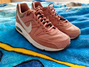 Nike Air Max 90 Command Stardust, maat 41 beschikbaar voor biedingen