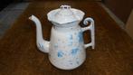wit/blauw emaille koffiekan met schaatshandvat H26cm, Antiek en Kunst, Antiek | Emaille, Ophalen of Verzenden