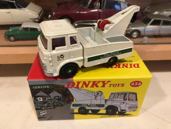 1:43 Dinky Toys Atlas 15 stuks in 1 koop Nieuw, Hobby en Vrije tijd, Modelauto's | 1:43, Nieuw, Auto, Dinky Toys, Ophalen of Verzenden