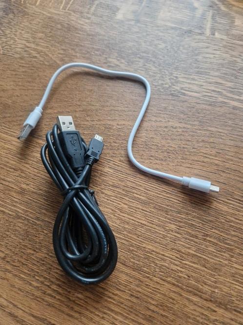 Micro USB kabels, Telecommunicatie, Mobiele telefoons | Telefoon-opladers, Zo goed als nieuw, Samsung, Verzenden