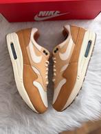 Nike Air Max 1  beige bruin pastel oranje EU 44 wmns curry, Overige kleuren, Nike, Nieuw, Ophalen of Verzenden
