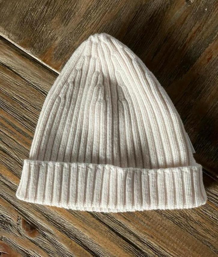 Nieuw! Noppies beige newborn mutsje, Kinderen en Baby's, Babykleding | Mutsen, Sjaals en Wanten, Nieuw, Muts, Jongetje of Meisje